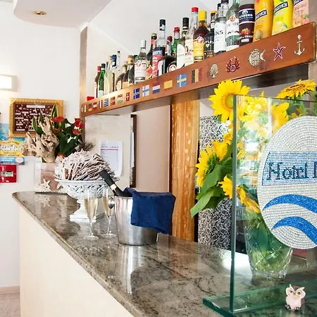 Hotel Laura 3*