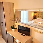 Hotel Laura