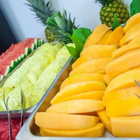 Laura Ξενοδοχείο 3*