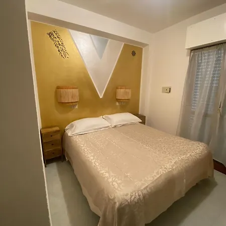 Hotel Laura 3*